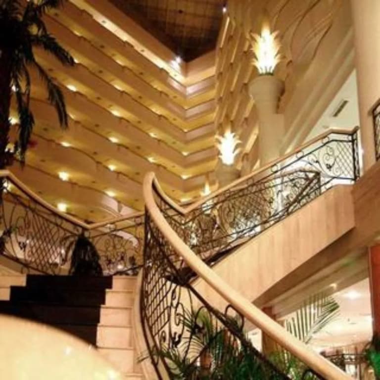 Berjaya Waterfront Hotel - photo 13