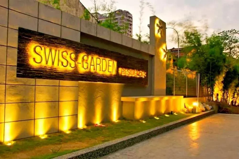 Swiss Garden Residence SS Suite - photo 1