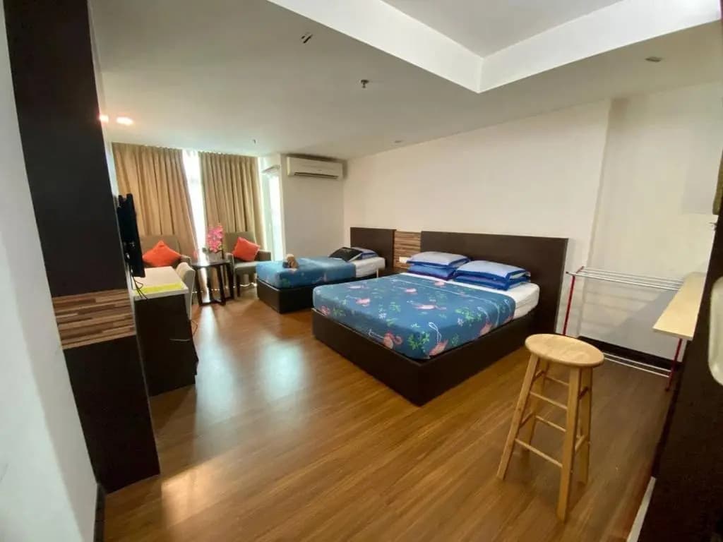 Cyber Studio Apartment - photo 2
