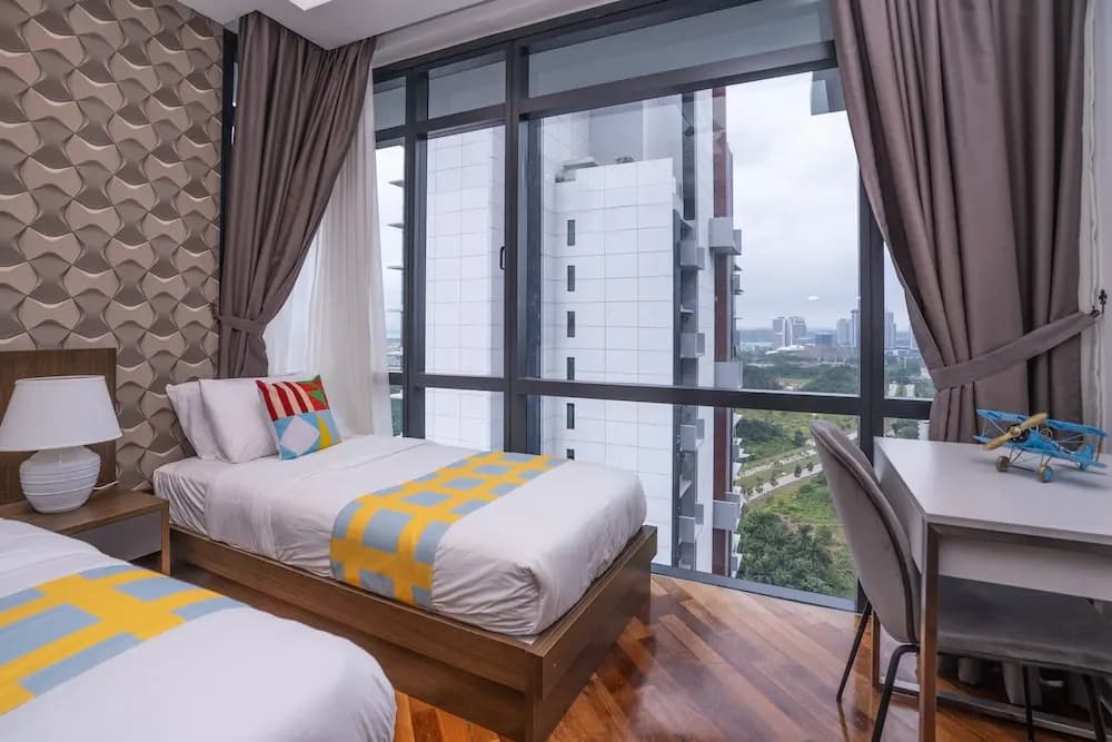 OYO Home 89724 Amazing 2br Grand Medini - photo 17