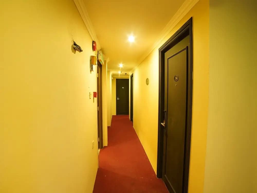 Metro Inn - photo 13