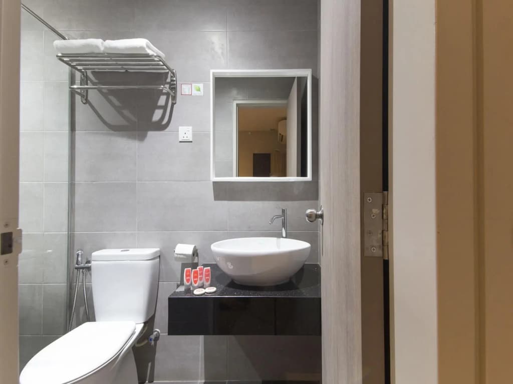 Super Oyo 1191 Yootel Boutique Hotel - photo 10