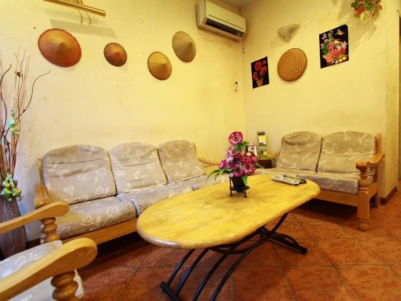 Six Villa Inn - photo 6