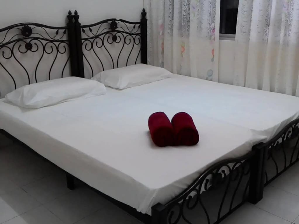 Daniels Guest House - photo 2