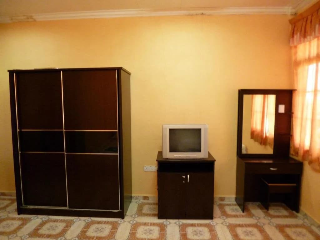 Grand Beach Motel - photo 7