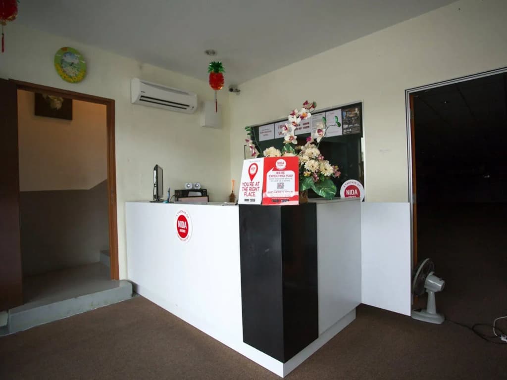 NIDA Rooms Chemor Railway Line - photo 11