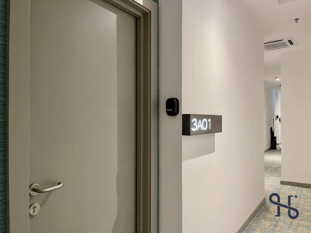 Homesuite Hotel - photo 2
