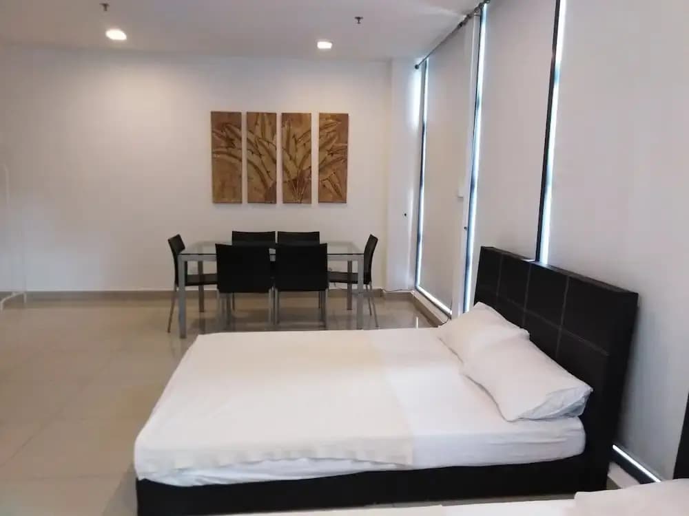 WeSanitise PJ5 Soho Studio Room - photo 9