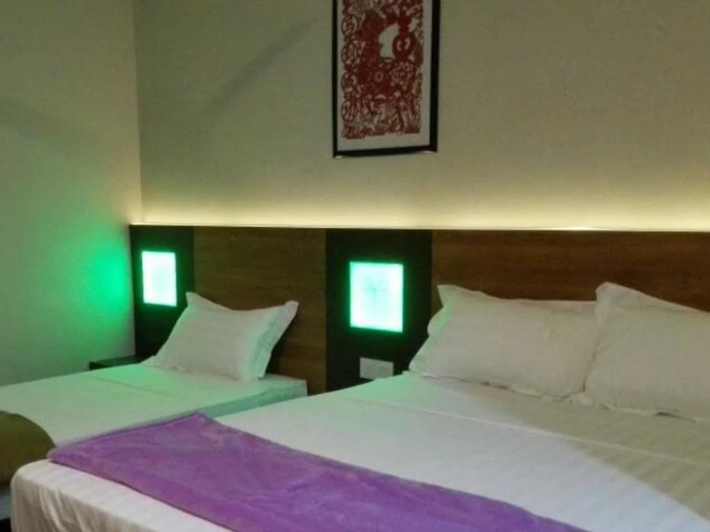 The 16 Hotel - photo 3