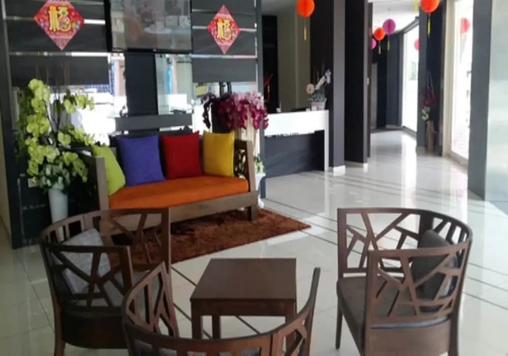 Just Hotel Batu Pahat - photo 8