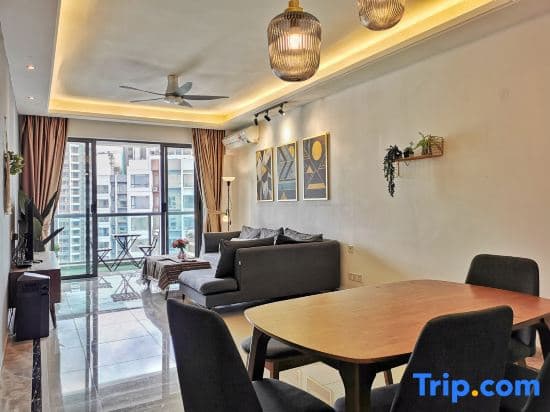 Yussy Homestay at R&F Princess Cove - photo 1