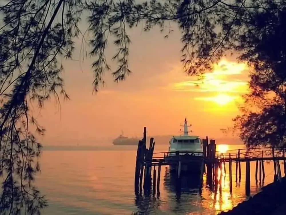 Lumut Valley Resort Condominium - photo 16