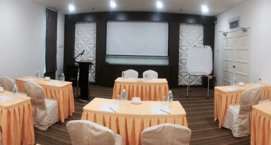 Midcity Hotel Melaka - photo 24