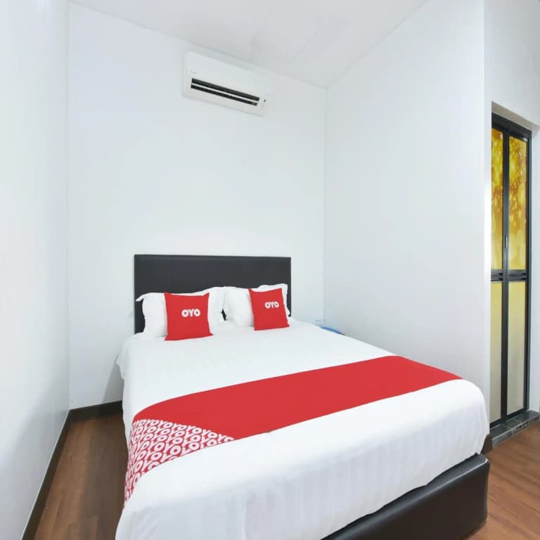 Hotel O Madeena Inn - photo 17