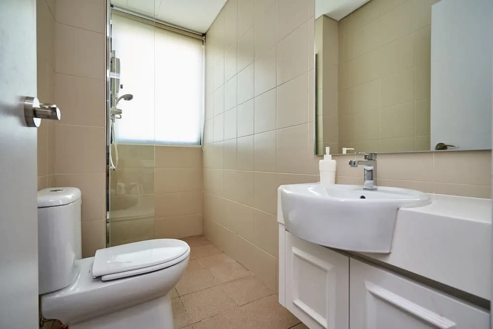 OYO Home 1143 Elegant 2br I-soho I-city - photo 9