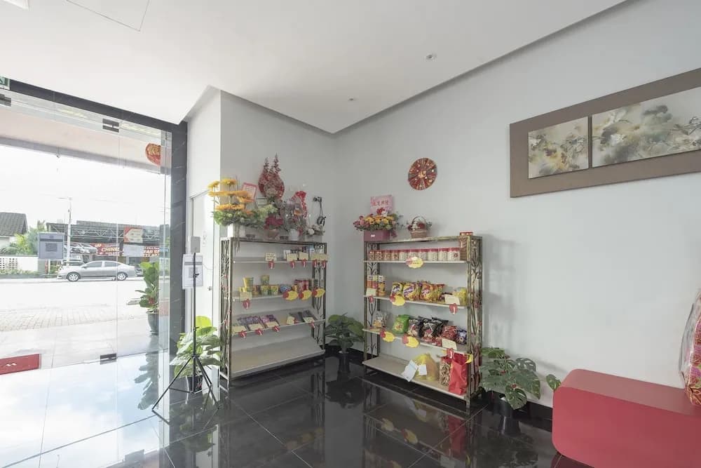 Capital O 90447 Hotel Ezzyhome Kebun Teh - photo 10