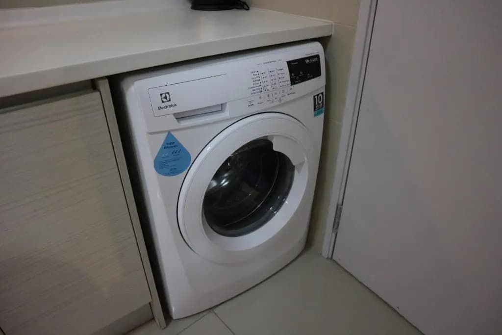 Vince's ICity designer suite central i-city with pool ,wifi free parking - photo 6