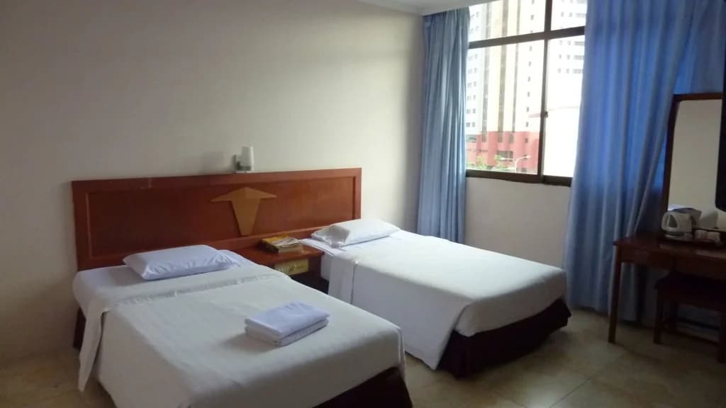 OYO 11342 Liwah Hotel Near Hospital Umum Sarawak - photo 5