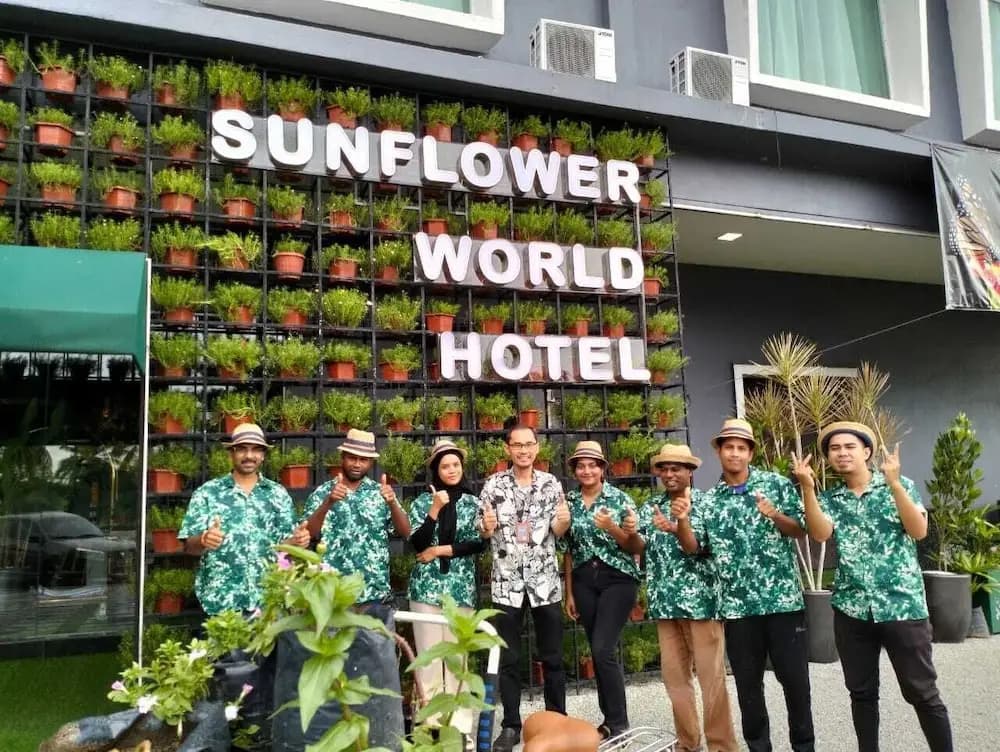 Sunflower World Hotel - photo 17