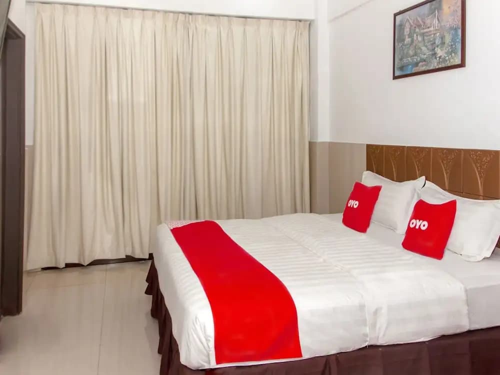 Leila Hotel by OYO Rooms - photo 4