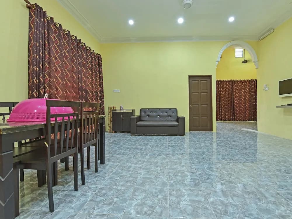 OYO Home 90607 Casaria Besut - photo 17