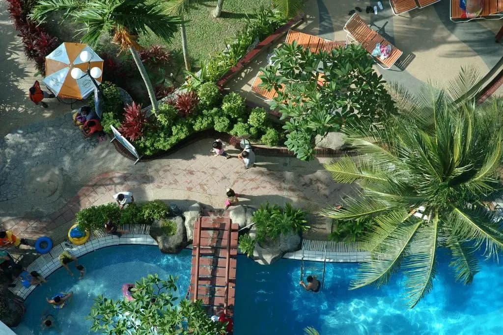Rainbow Paradise Beach Resort - photo 18