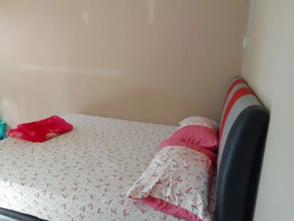 OYO Home  90588 Nadine Guesthouse - photo 11