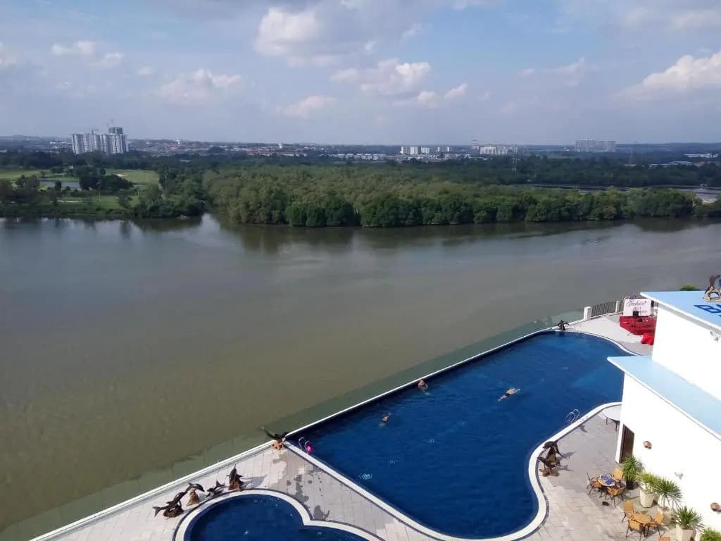 Bayu Marina 3 Mins away Mid Valley Southkey - photo 12