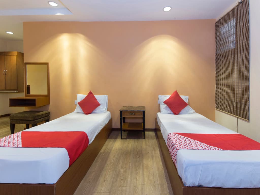 OYO 415 Straits Settlement Inn - photo 23