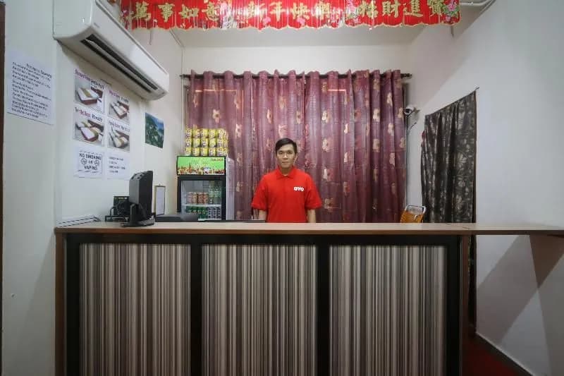 OYO 738 Hotel 81 - photo 15