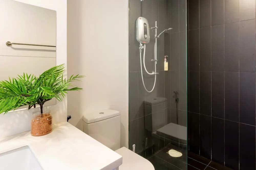 The Hub Signature Suites at SS2 - photo 9