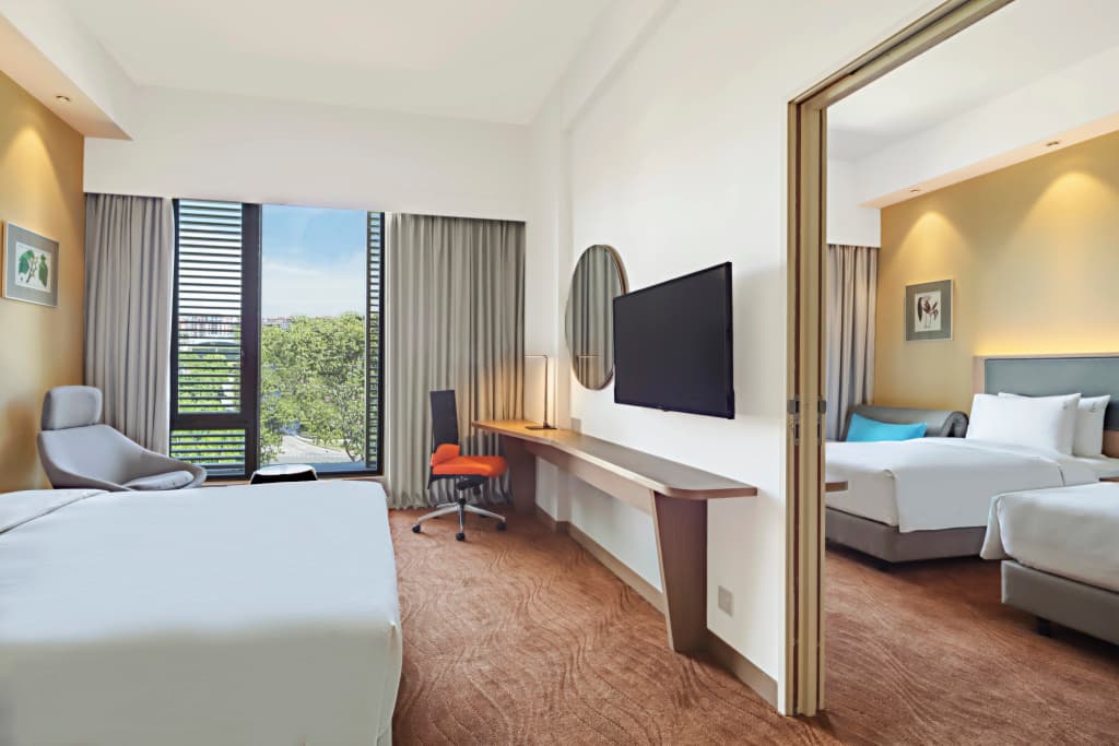 Hotel Holiday - photo 32