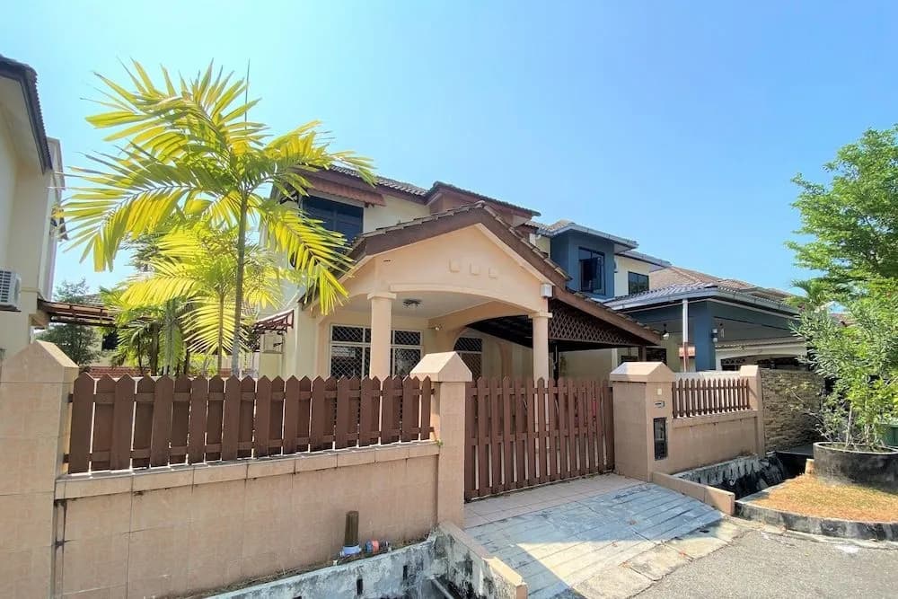 OYO 90199 Homely&cozy House - photo 9