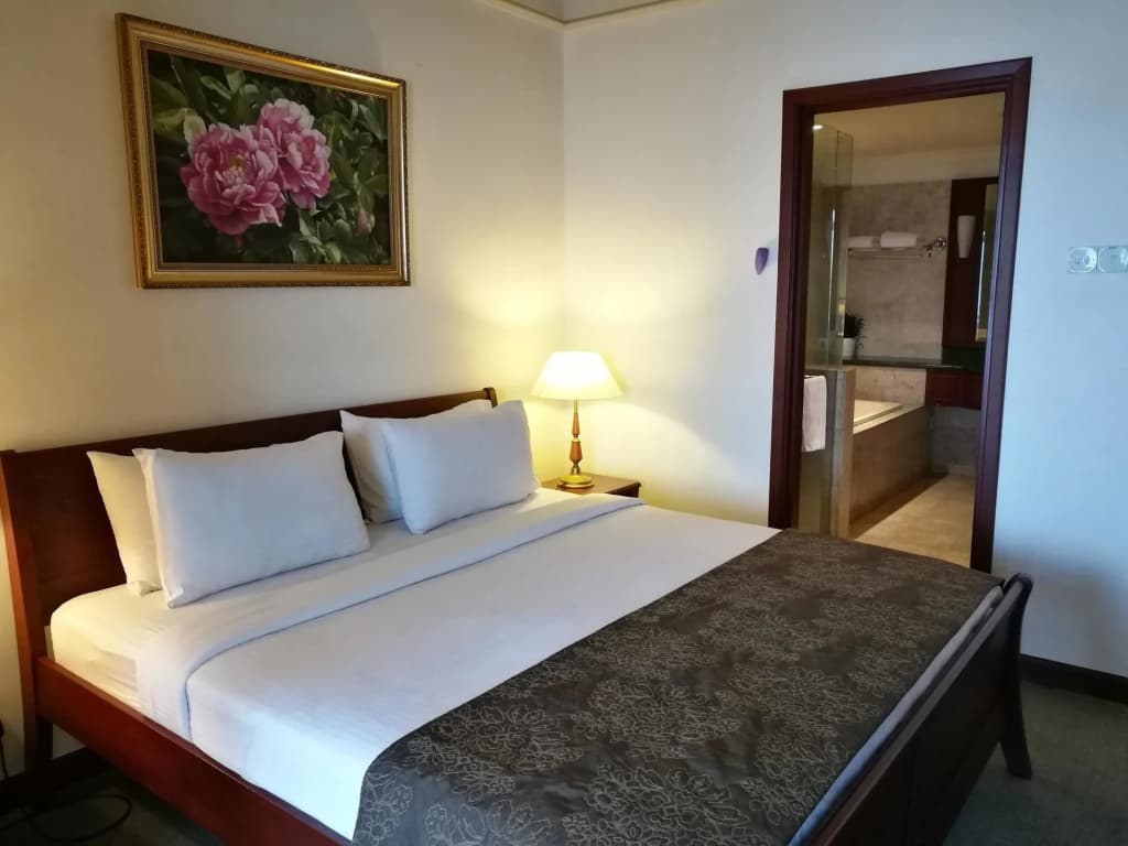 Times Private Serviced Suites - photo 5