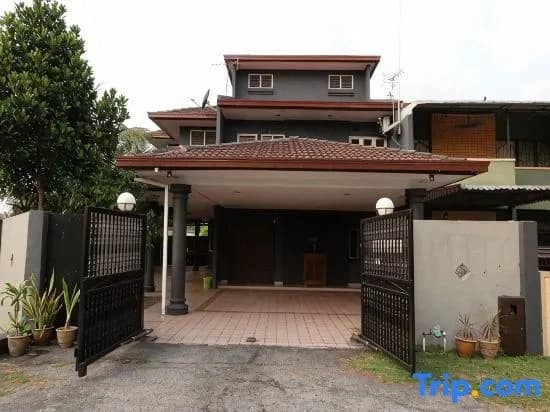 Taman Bangi Corner House - photo 1
