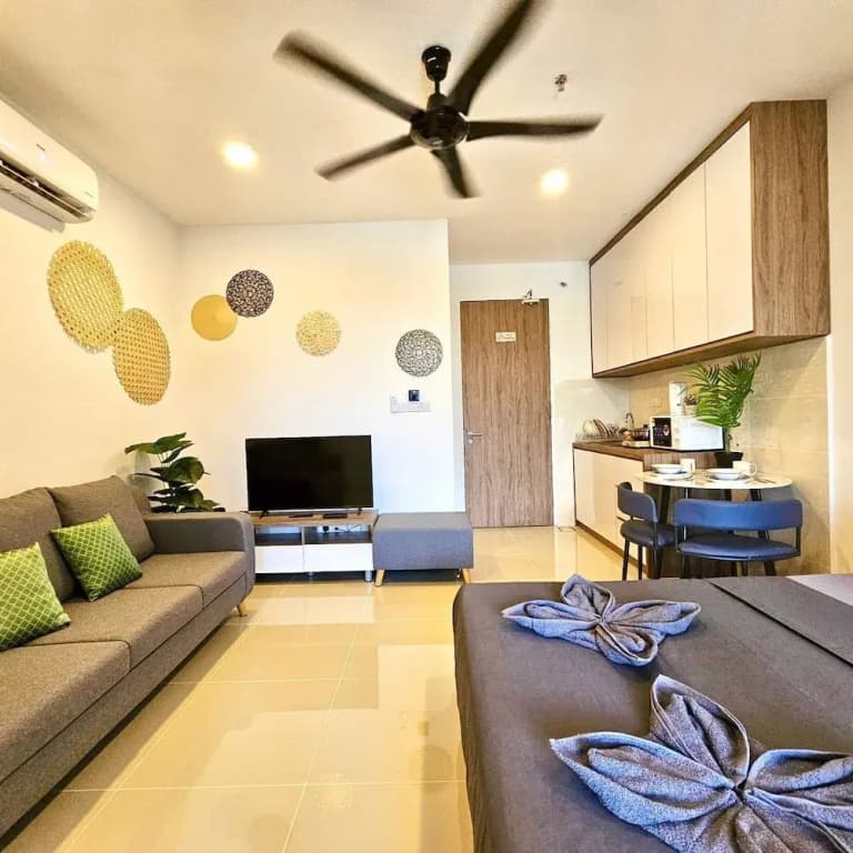 Covesign Suite, The Shore Kota Kinabalu - photo 2