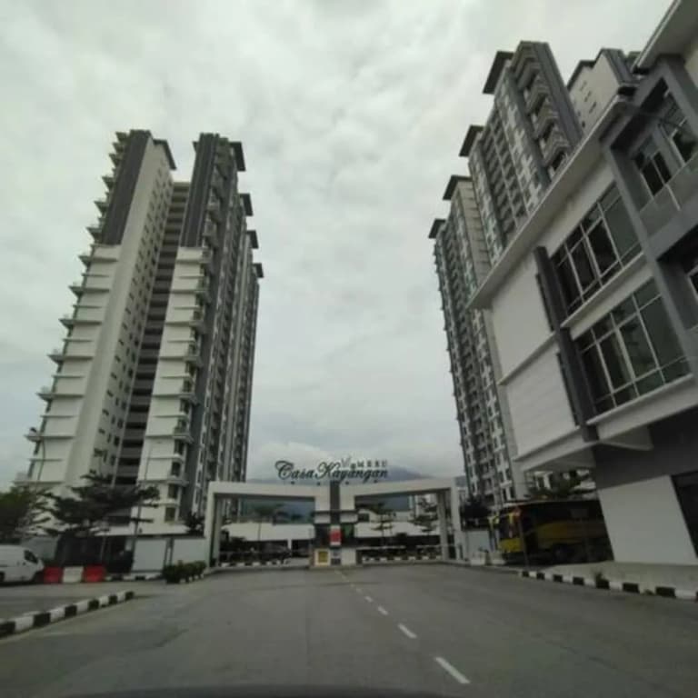 191 Cozy CasaKayangan 3BR by Grab A Stay - photo 19