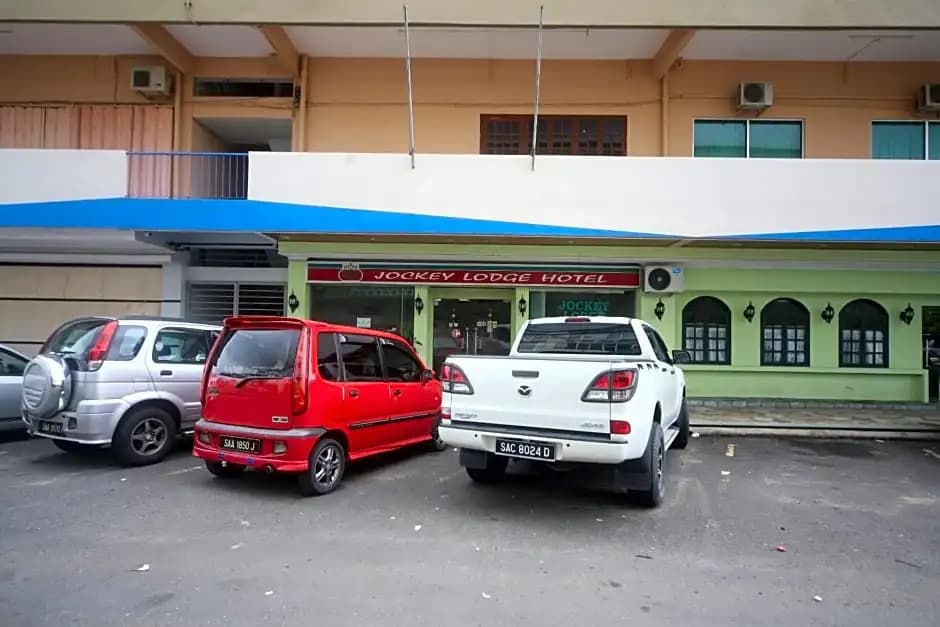 OYO 563 Jockey Lodge Hotel - photo 9
