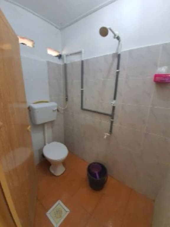 SPOT ON 90225 Barokah Chalet - photo 5