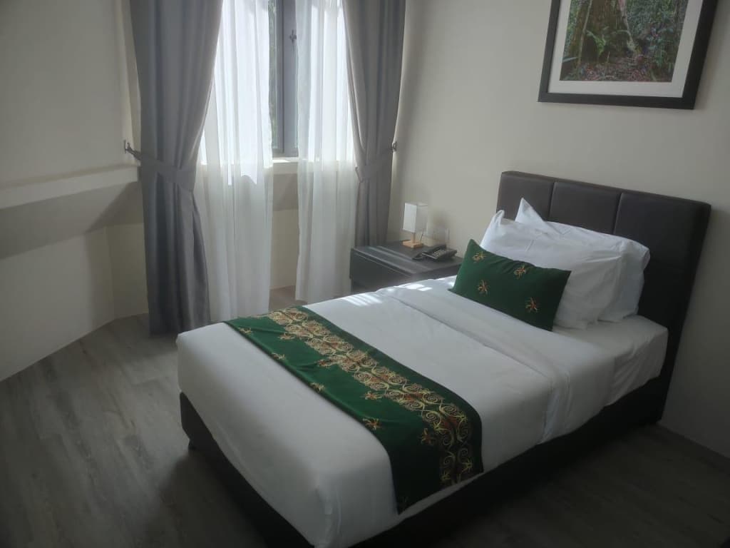 Telang Usan Hotel - photo 37