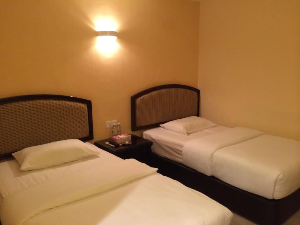 OYO 635 Seven Days Hotel - photo 6