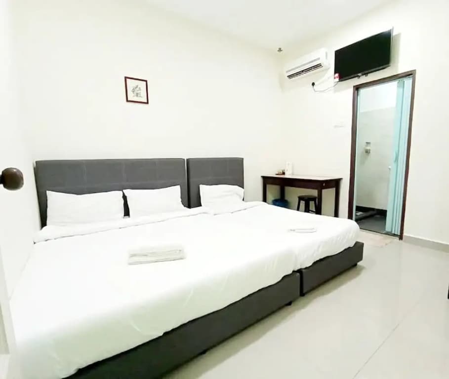 MN Ferringhi Inn by OYO Rooms - photo 3