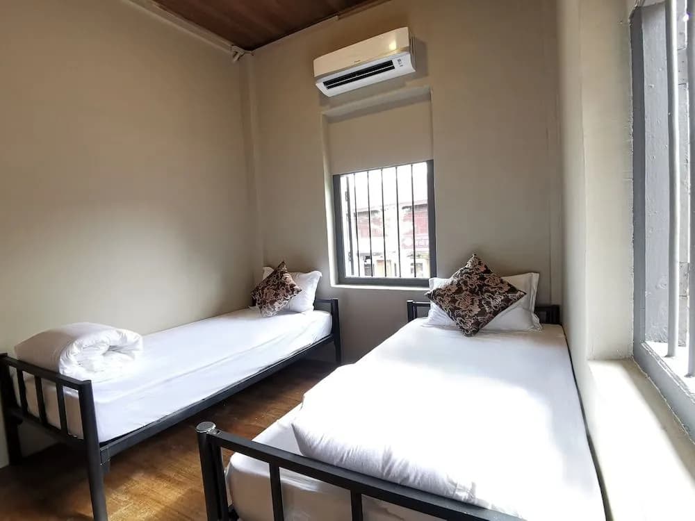 Capital O 90443 Aigoh Hotel - photo 6