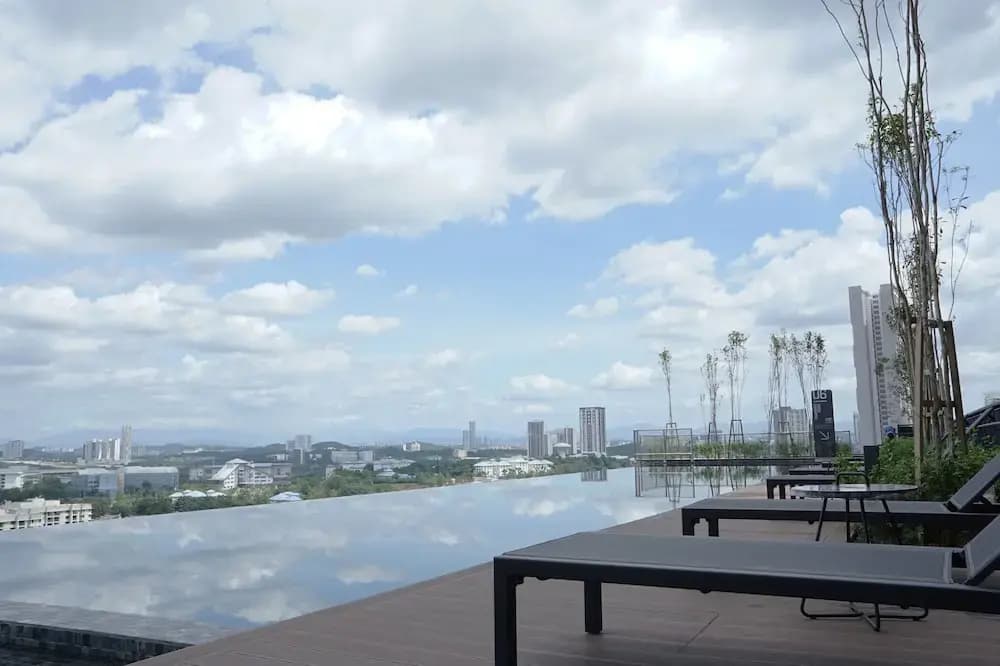 Tamarind Suites by Superhost Management - photo 15