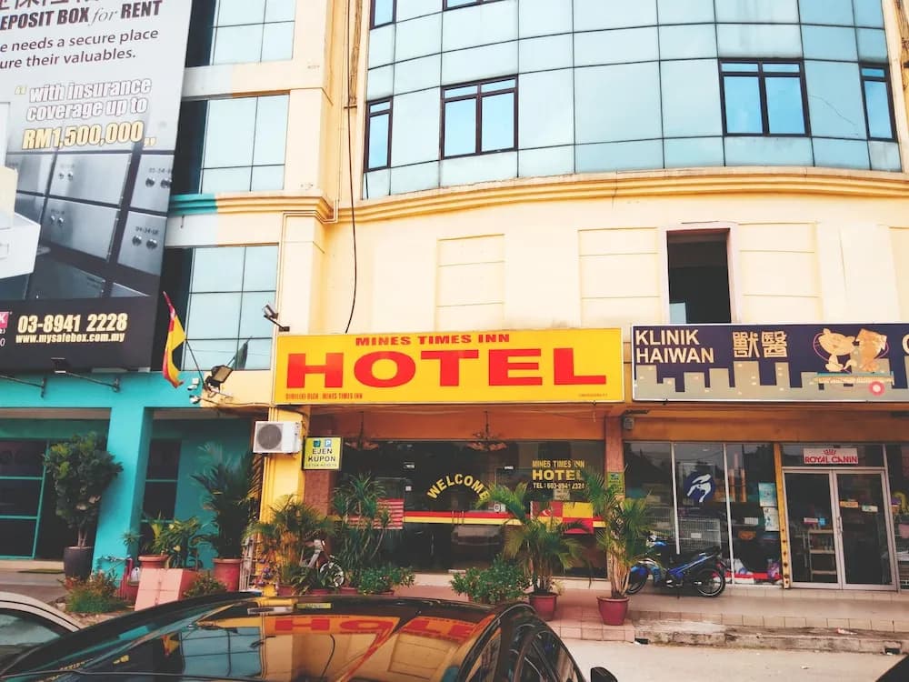 Mines Times Inn Hotel - main photo