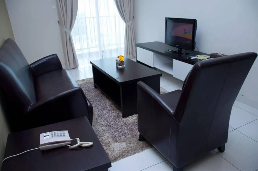 Bayu Marina Resort - photo 4