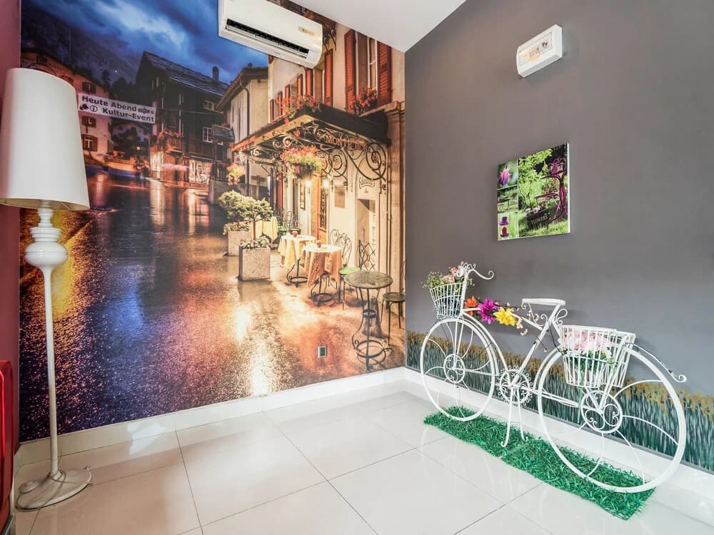 OYO 272 I Hotel - photo 12