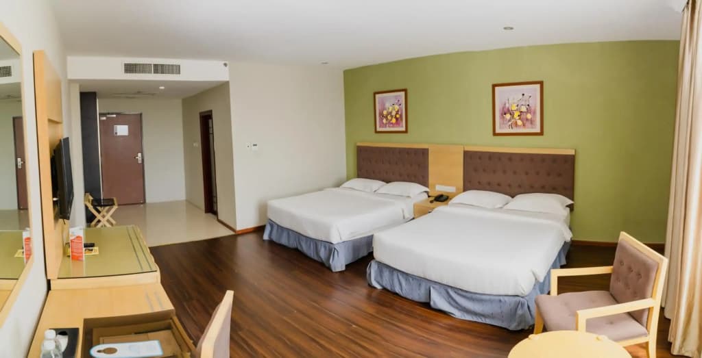 Seri Simanggang Hotel - photo 2