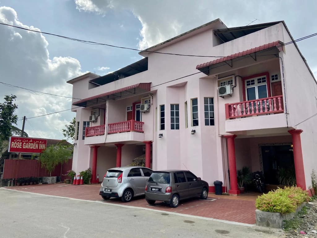 Rose Garden Inn - main photo