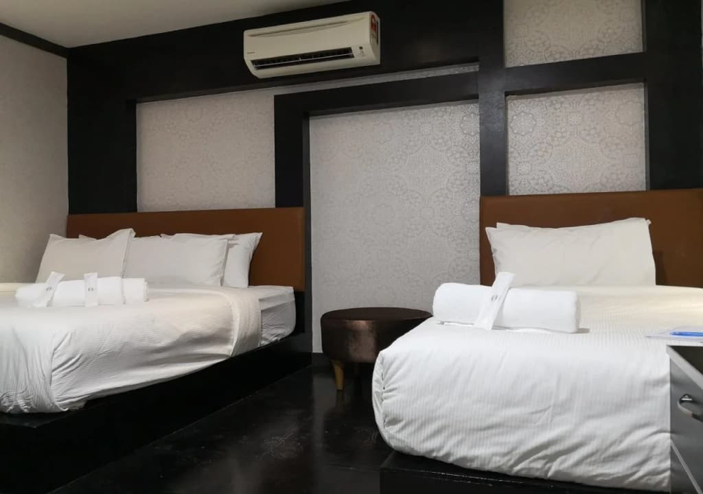 Vivids Hotel - photo 7